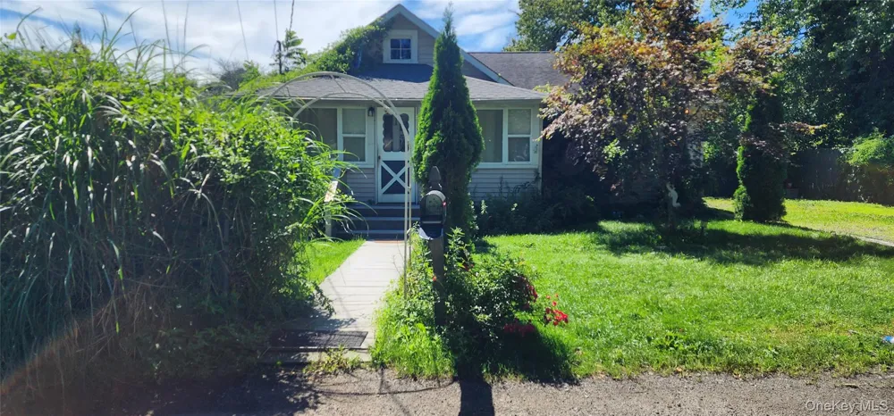 90 Cypress Drive Mastic Beach, NY 11951