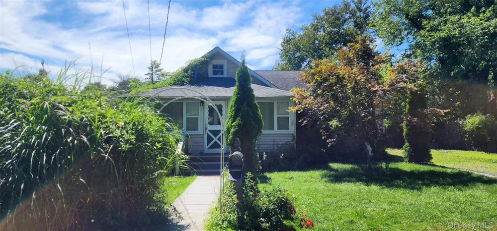 90 Cypress Drive Mastic Beach, NY 11951