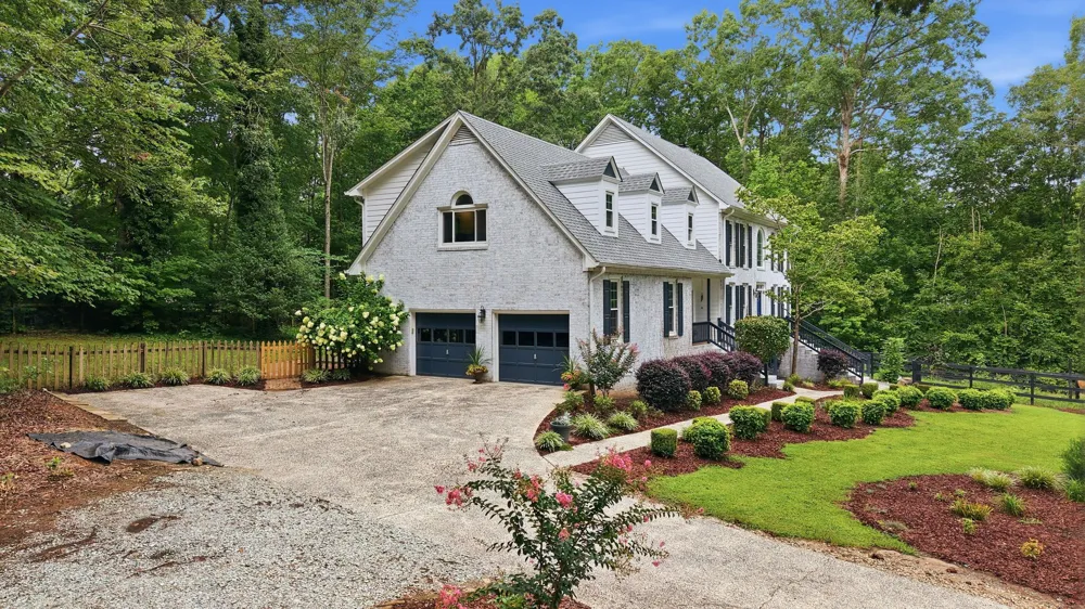 504 Appaloosa Trail Bahama, NC 27503
