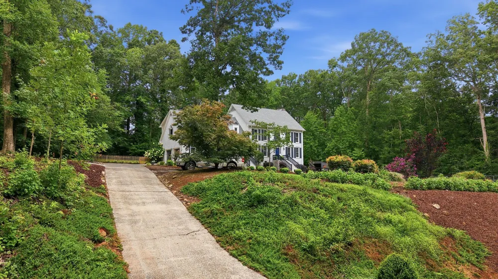 504 Appaloosa Trail Bahama, NC 27503
