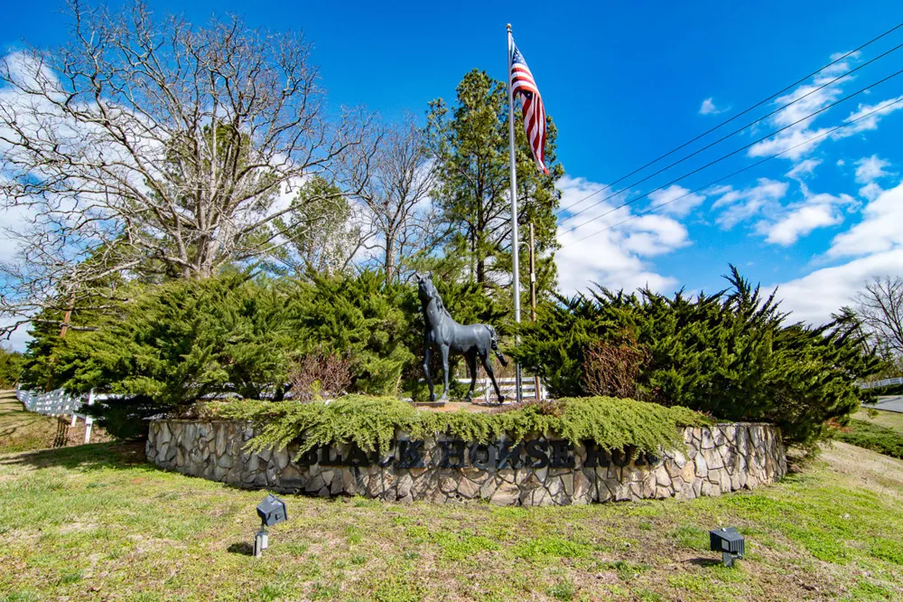 504 Appaloosa Trail Bahama, NC 27503