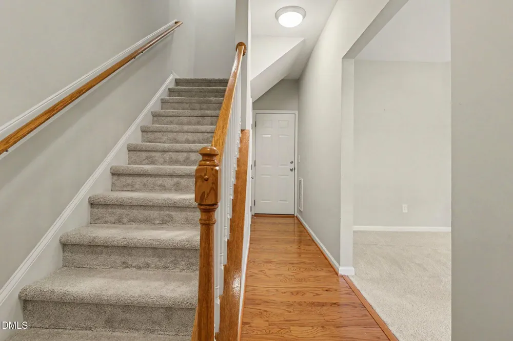 311 Kinellan Lane Cary, NC 27519