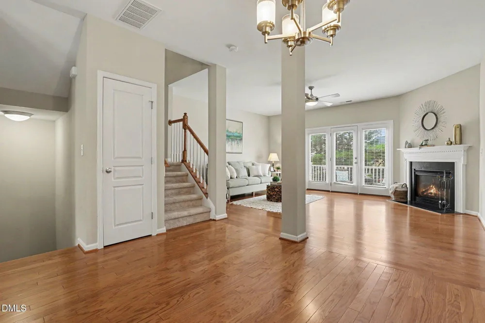 311 Kinellan Lane Cary, NC 27519