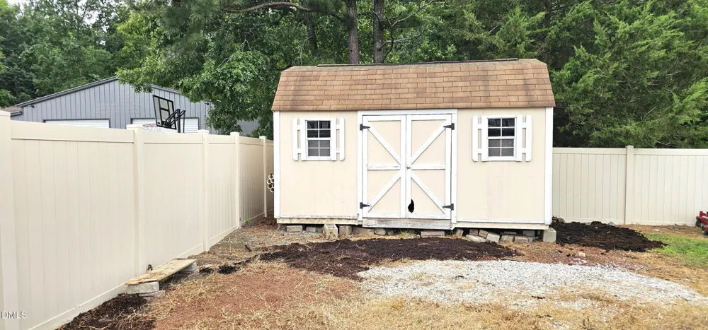 15 Brushwood Court Youngsville, NC 27596