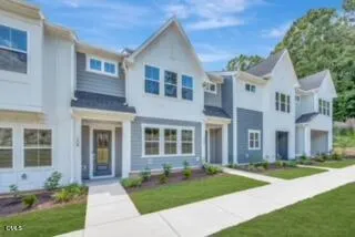 206 Solaire Alley