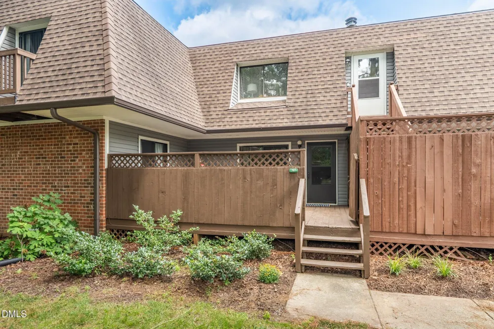 297 Summerwalk Circle Chapel Hill, NC 27517