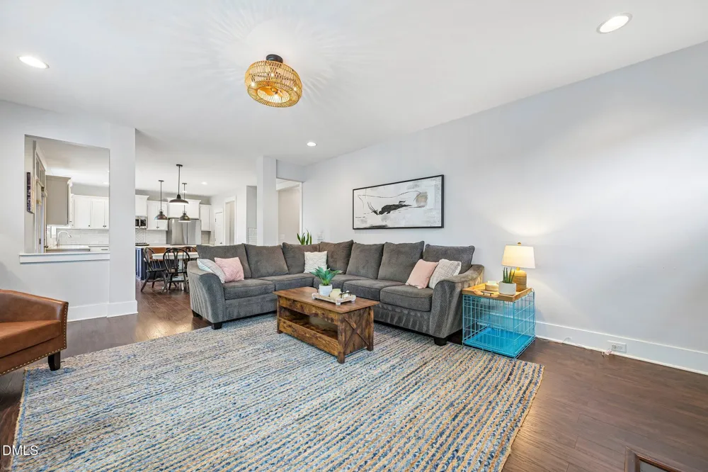 129 Pointe Park Circle Holly Springs, NC 27540