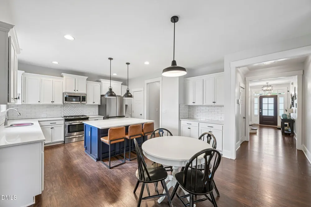 129 Pointe Park Circle Holly Springs, NC 27540
