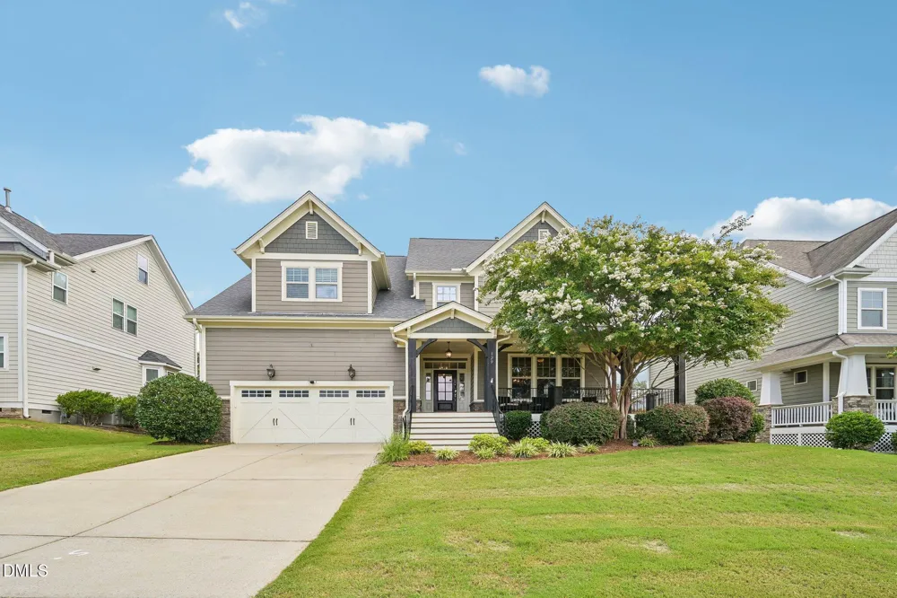 129 Pointe Park Circle Holly Springs, NC 27540