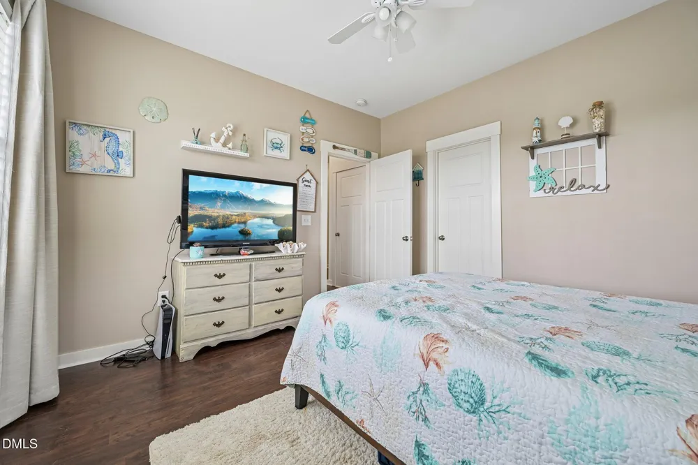 129 Pointe Park Circle Holly Springs, NC 27540