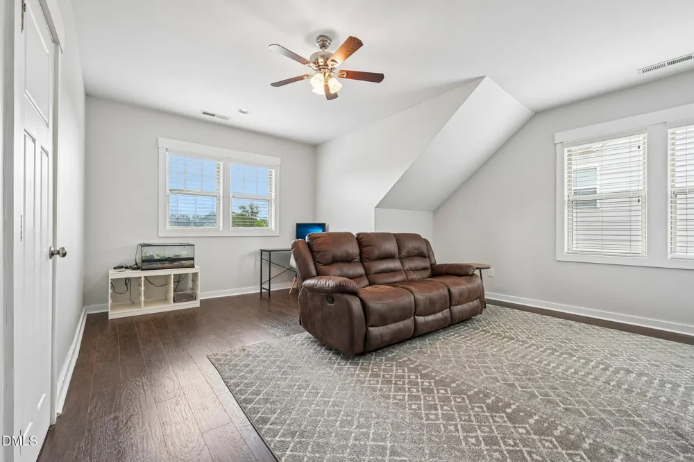 129 Pointe Park Circle Holly Springs, NC 27540