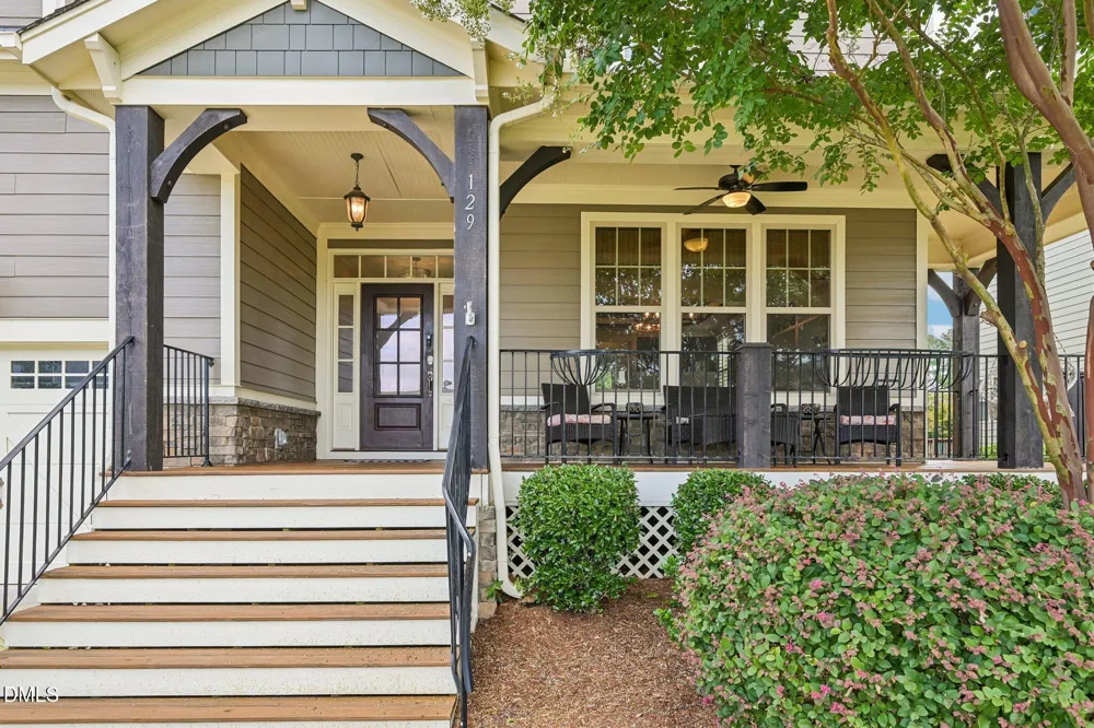 129 Pointe Park Circle Holly Springs, NC 27540