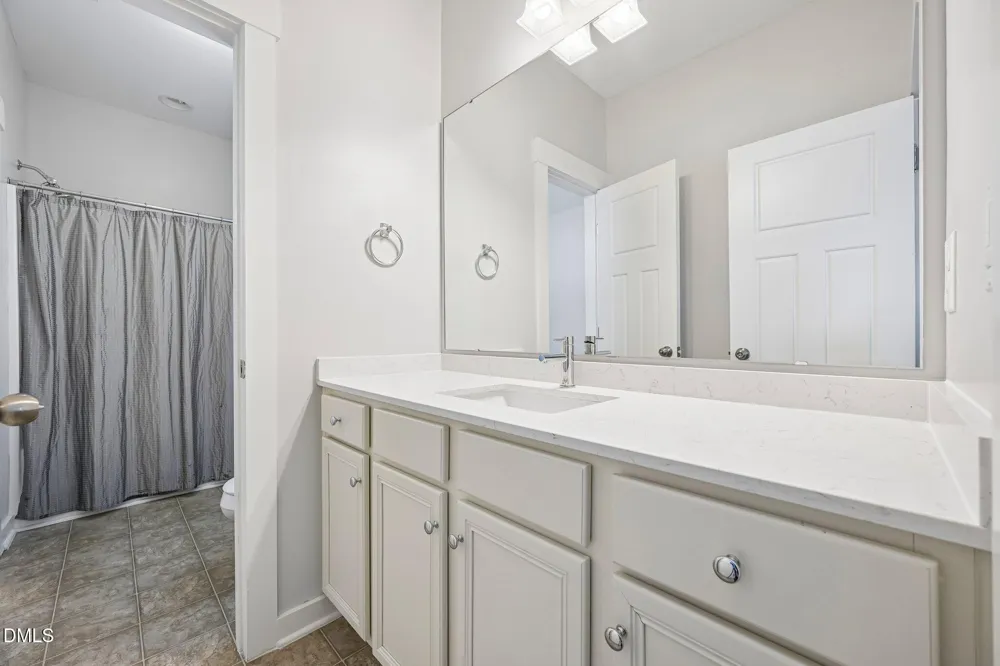 129 Pointe Park Circle Holly Springs, NC 27540