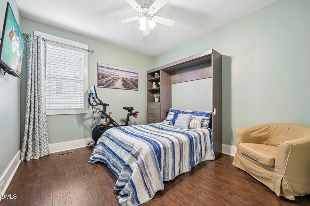 129 Pointe Park Circle Holly Springs, NC 27540