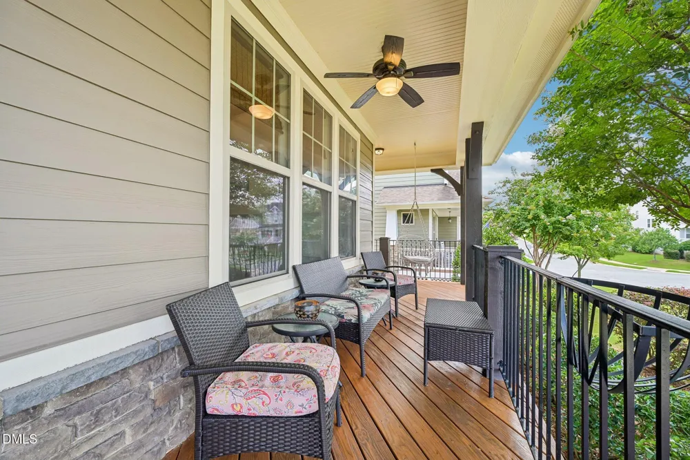 129 Pointe Park Circle Holly Springs, NC 27540