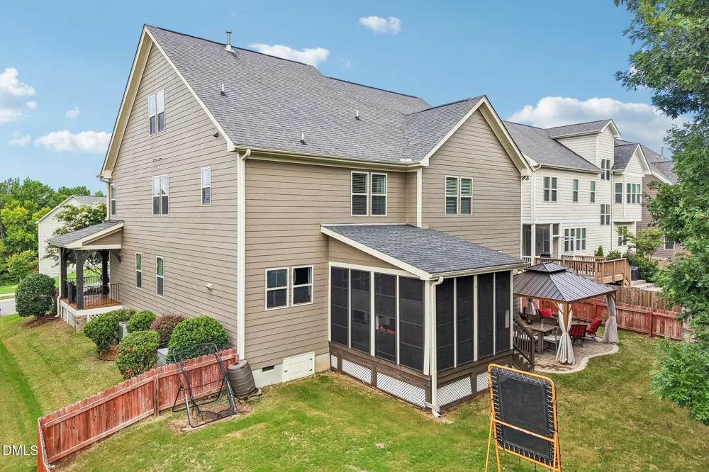 129 Pointe Park Circle Holly Springs, NC 27540