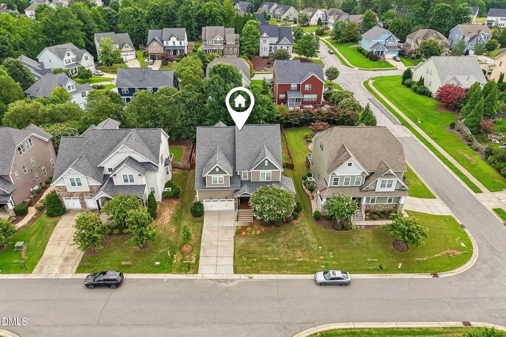 129 Pointe Park Circle Holly Springs, NC 27540