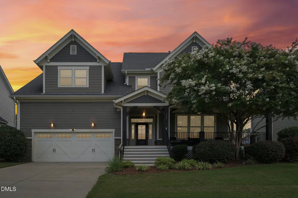 129 Pointe Park Circle Holly Springs, NC 27540