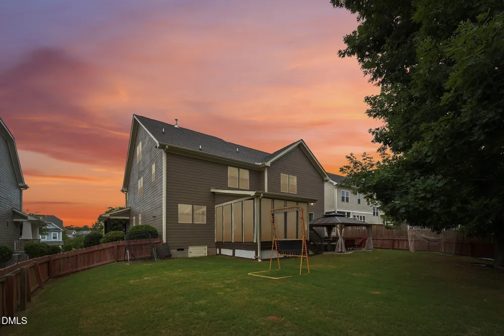 129 Pointe Park Circle Holly Springs, NC 27540