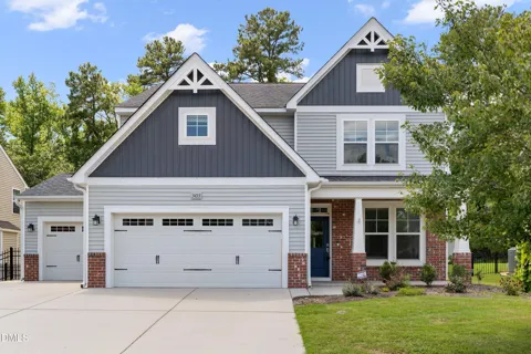 3433 Grosbeak Way