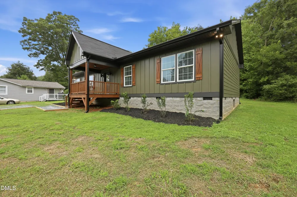 509 E Webb Street Mebane, NC 27302