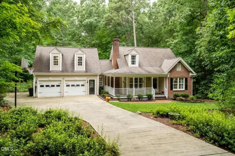 6604 Willow Chase Drive