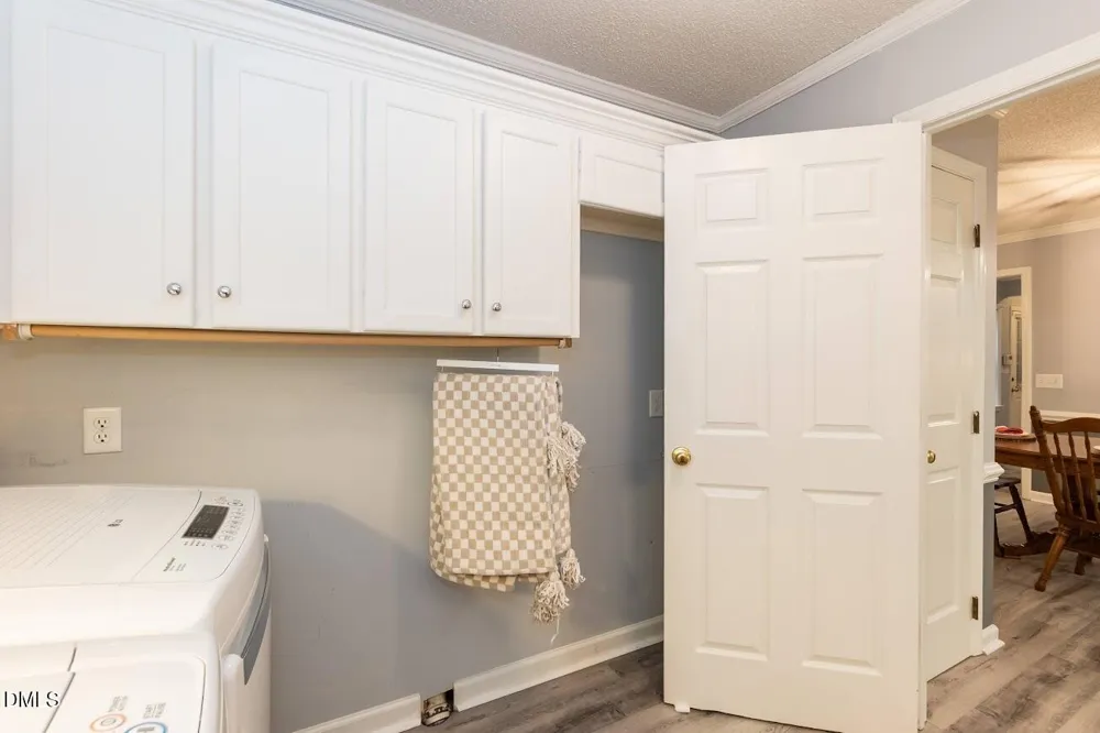 6604 Willow Chase Drive Willow Springs, NC 27592