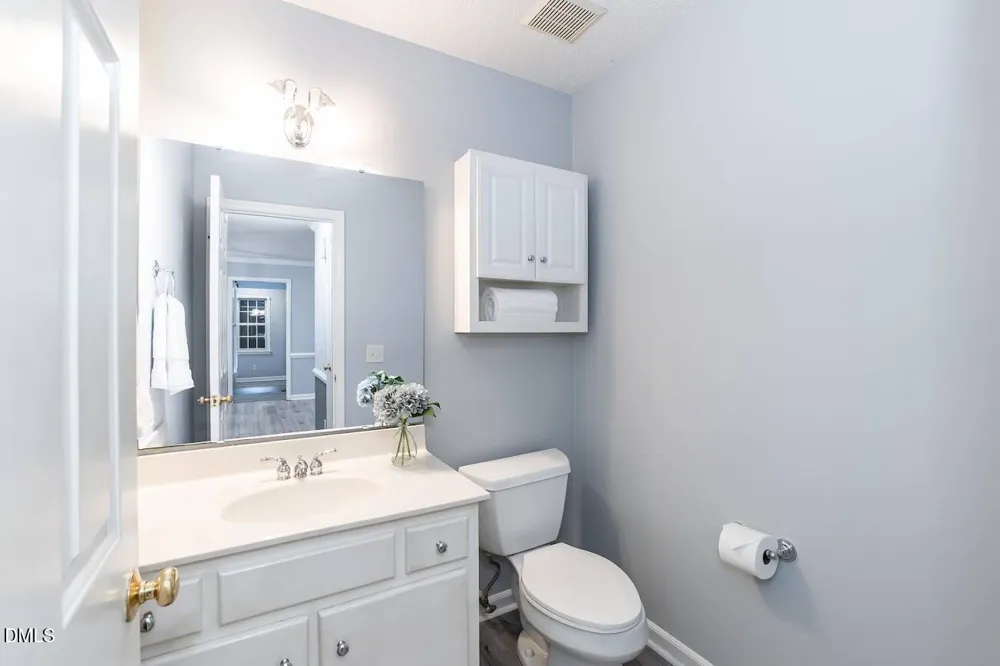 6604 Willow Chase Drive Willow Springs, NC 27592