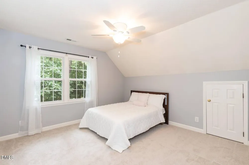 6604 Willow Chase Drive Willow Springs, NC 27592