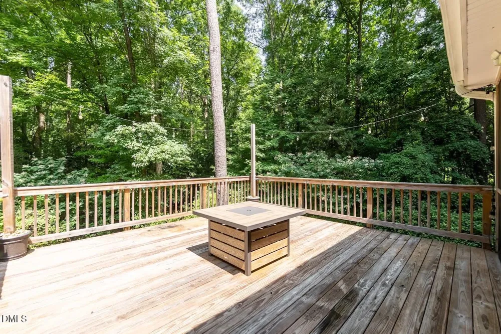 6604 Willow Chase Drive Willow Springs, NC 27592