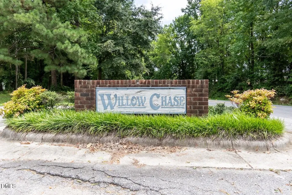 6604 Willow Chase Drive Willow Springs, NC 27592