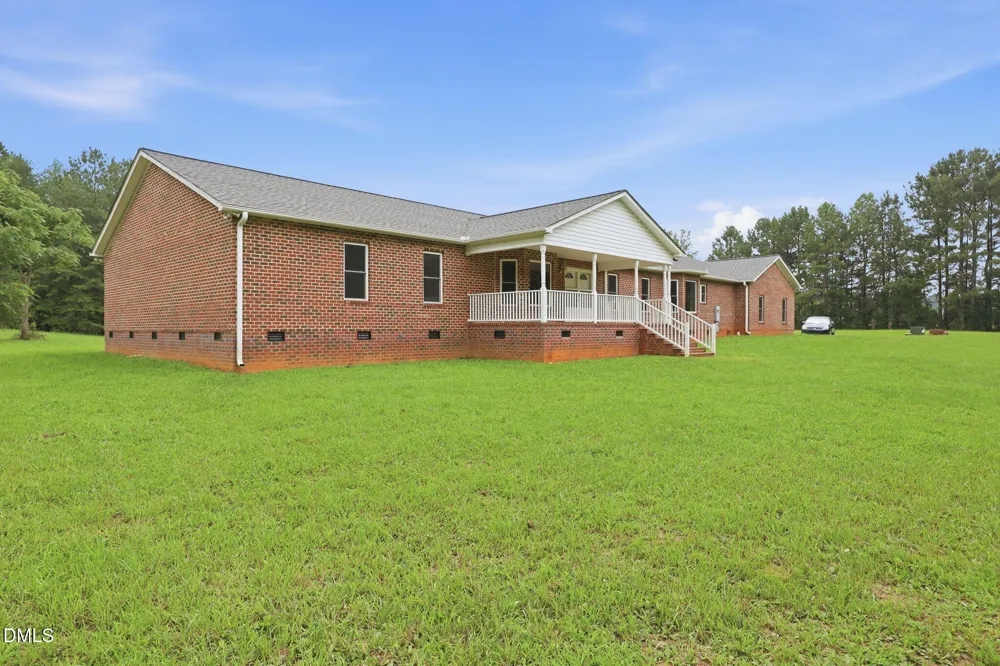 2052 Kennedy Road Thomasville, NC 27360
