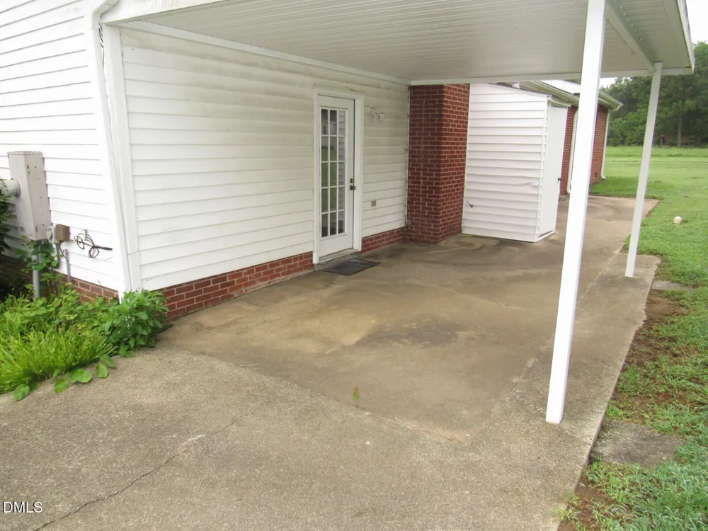 2635 W Lyon Station Road Creedmoor, NC 27522