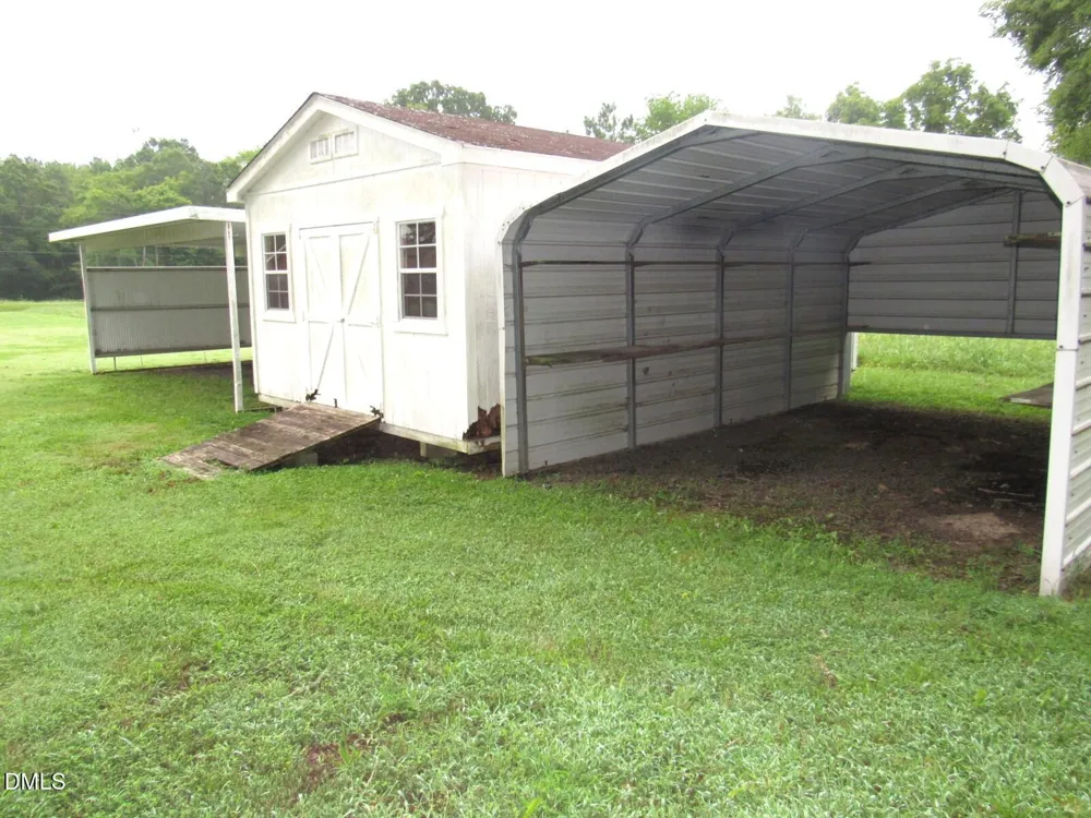 2635 W Lyon Station Road Creedmoor, NC 27522