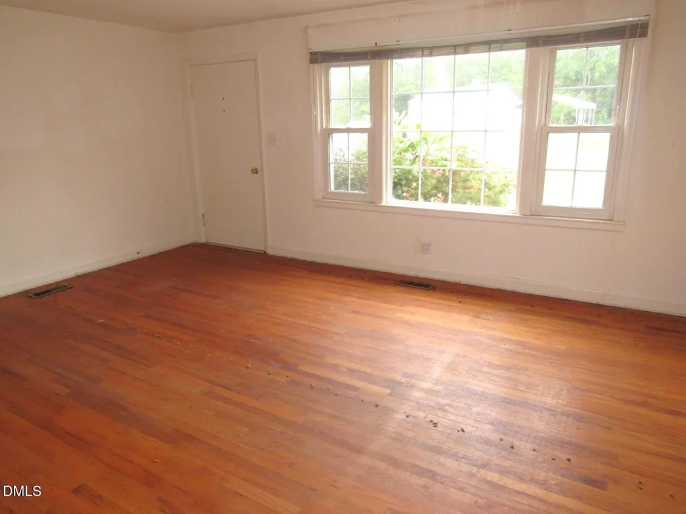 2635 W Lyon Station Road Creedmoor, NC 27522