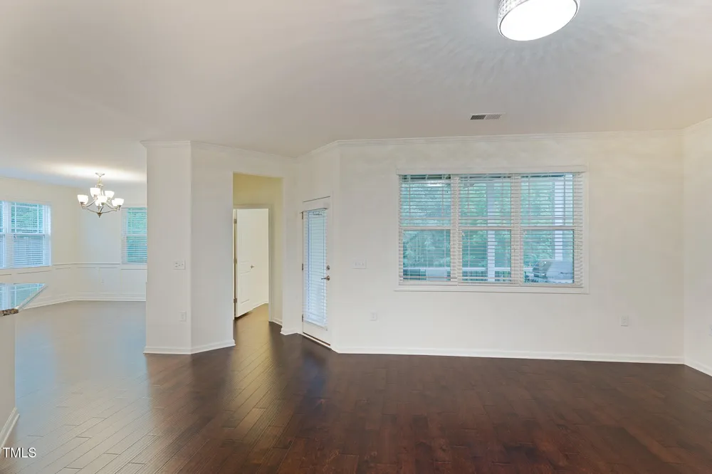 317 Springhurst Lane Cary, NC 27511