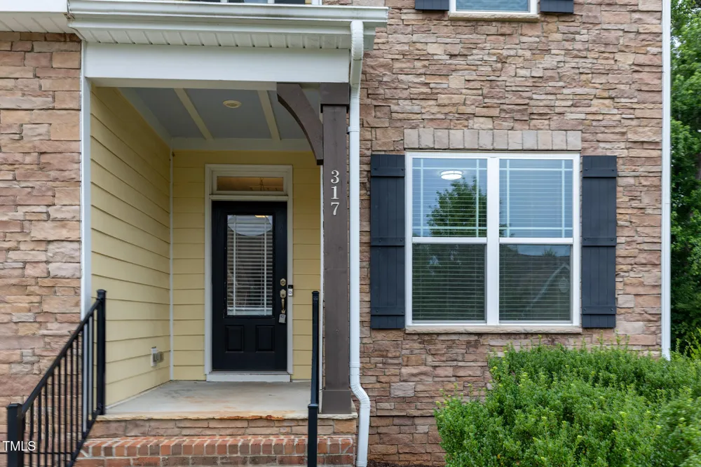 317 Springhurst Lane Cary, NC 27511