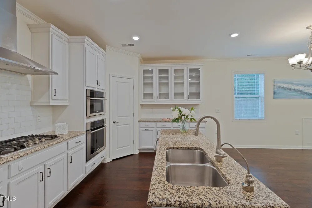 317 Springhurst Lane Cary, NC 27511