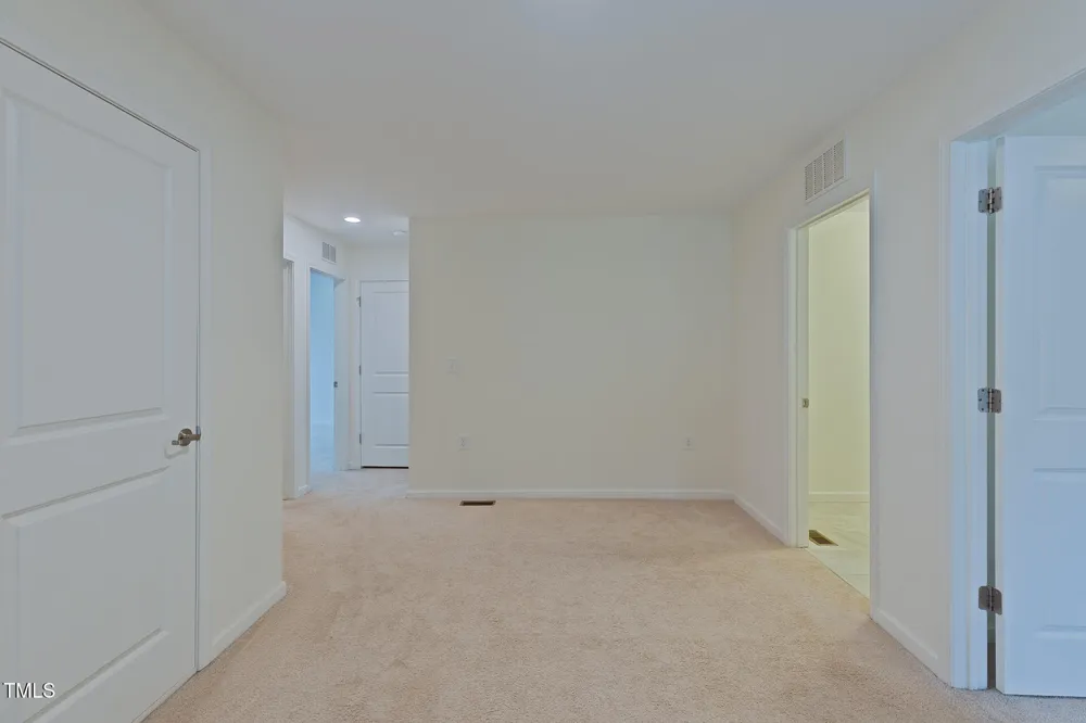 317 Springhurst Lane Cary, NC 27511