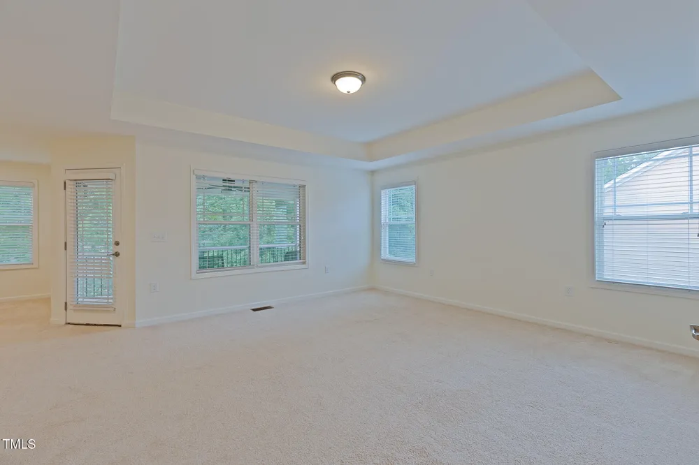 317 Springhurst Lane Cary, NC 27511