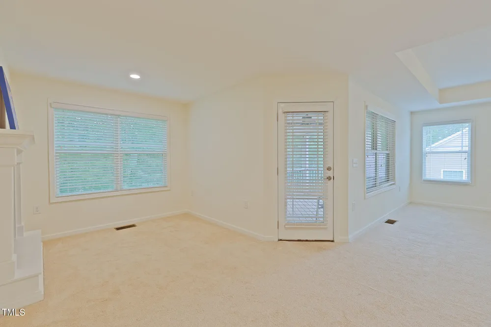 317 Springhurst Lane Cary, NC 27511