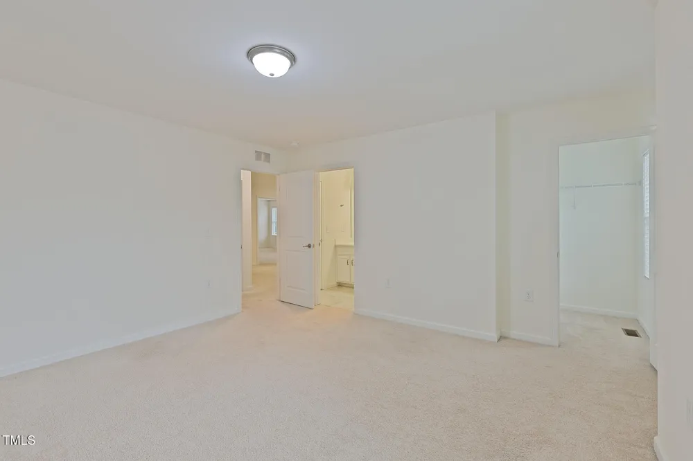317 Springhurst Lane Cary, NC 27511