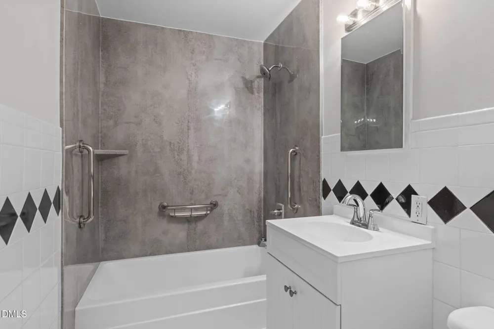 1203 Poplar Avenue Garner, NC 27529