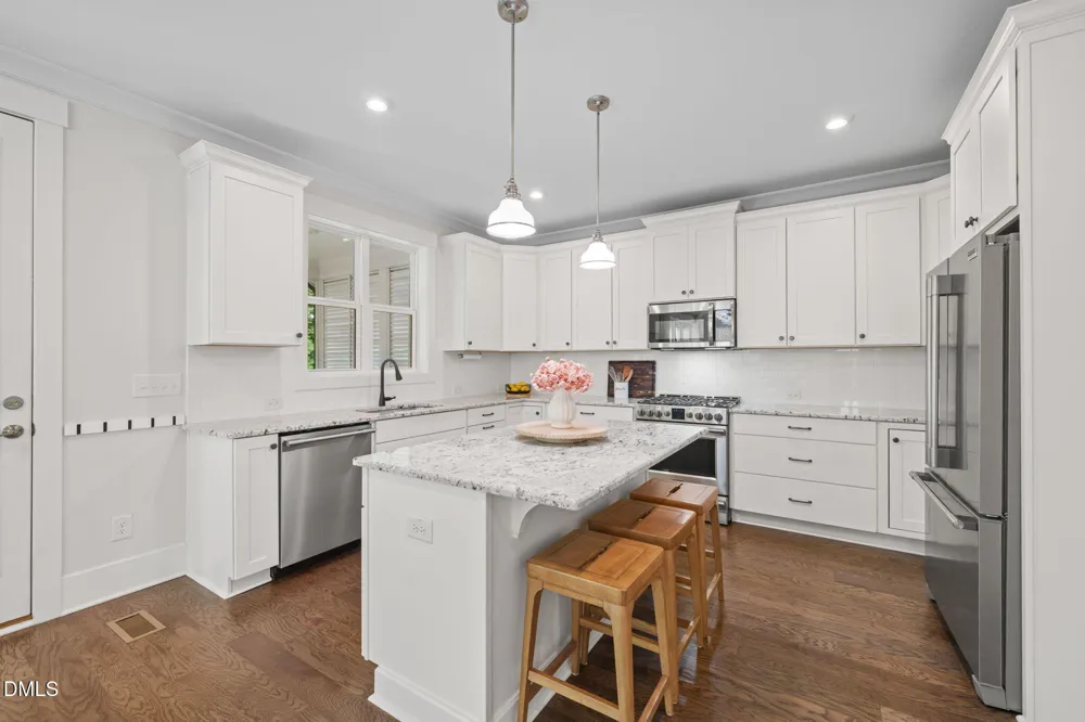 2629 Flora View Court Apex, NC 27502