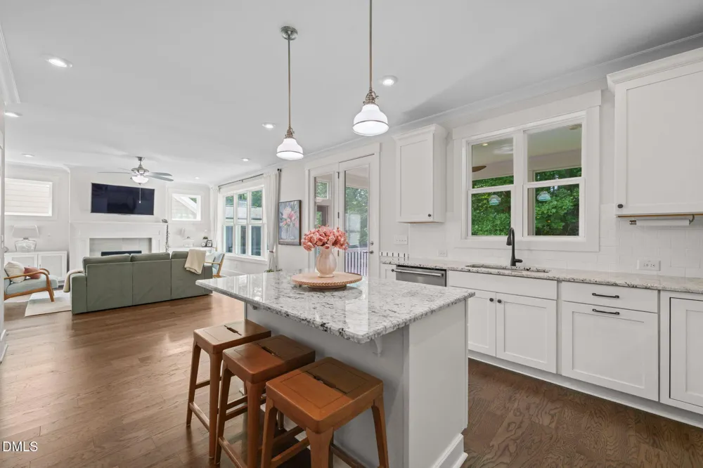 2629 Flora View Court Apex, NC 27502
