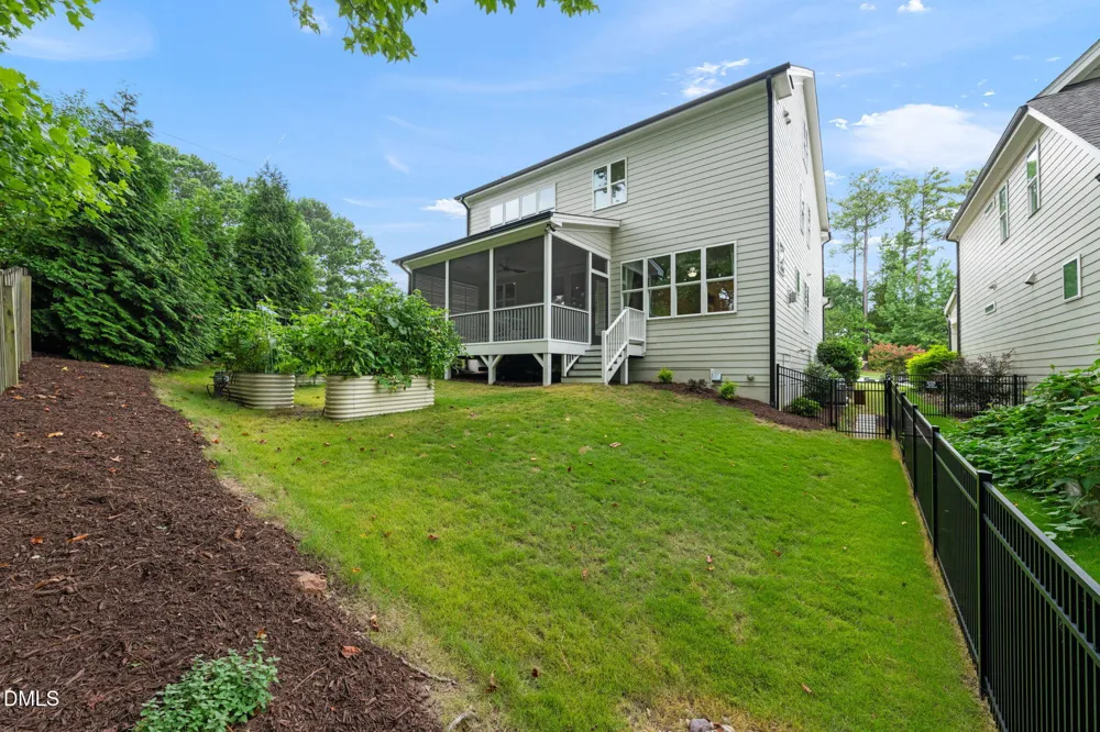 2629 Flora View Court Apex, NC 27502