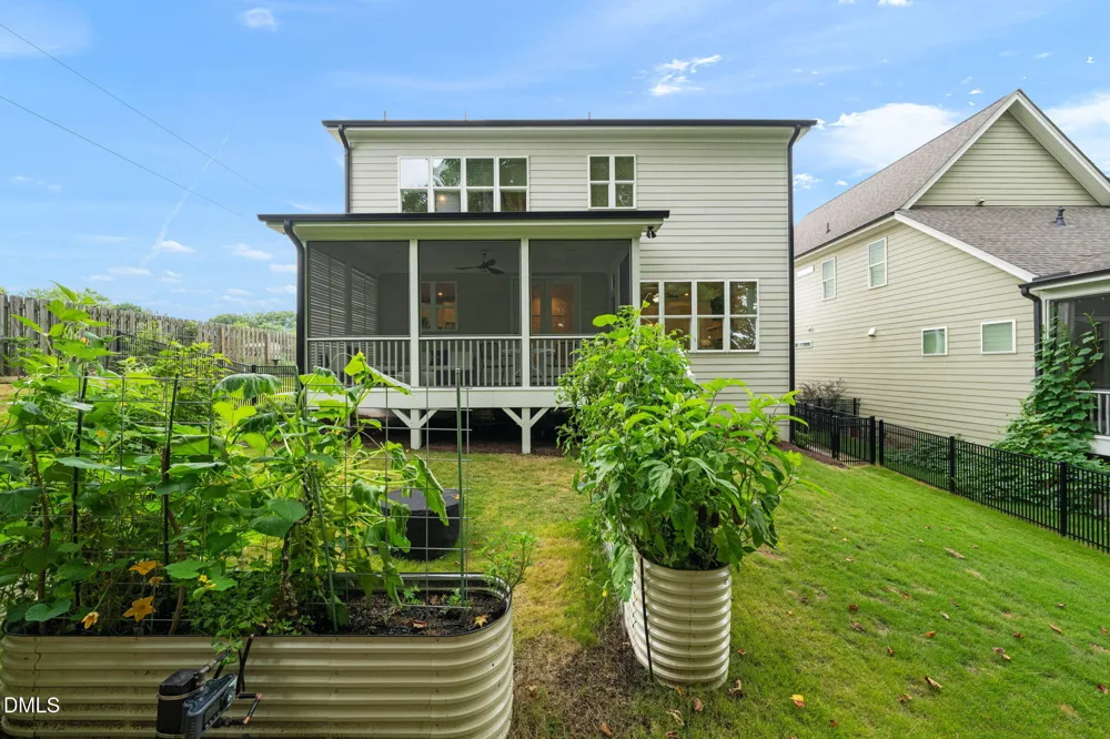 2629 Flora View Court Apex, NC 27502