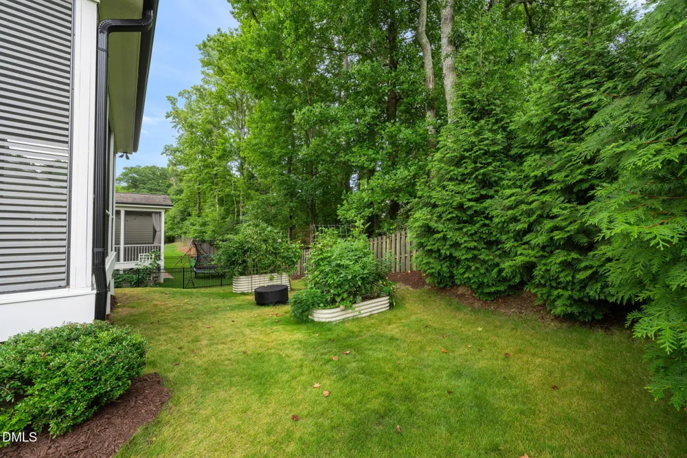 2629 Flora View Court Apex, NC 27502