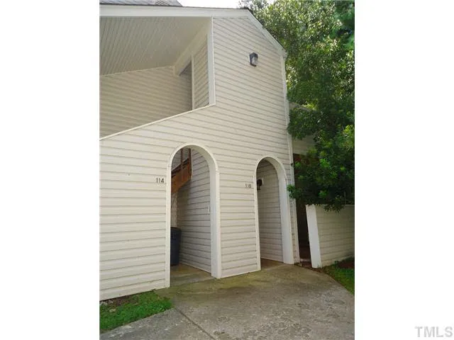 110 Manhattan Court Cary, NC 27511