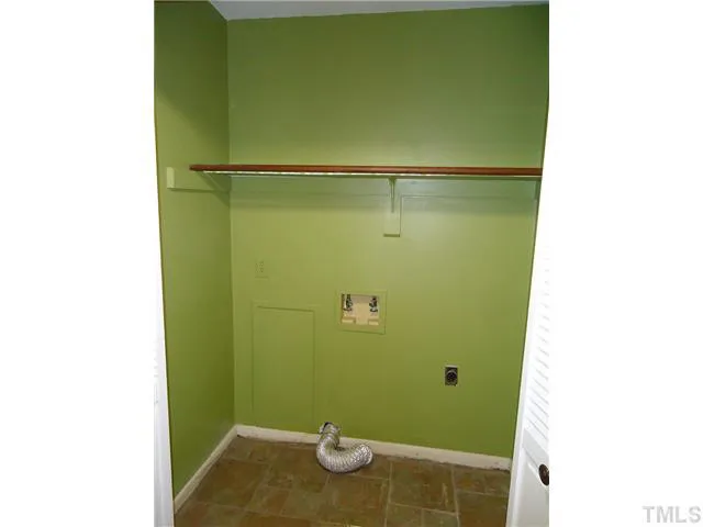 110 Manhattan Court Cary, NC 27511